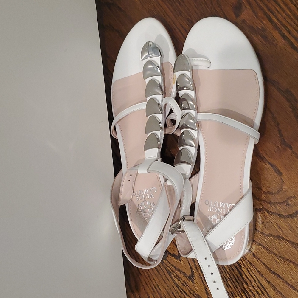 Vincent Camuto white leather sandals
